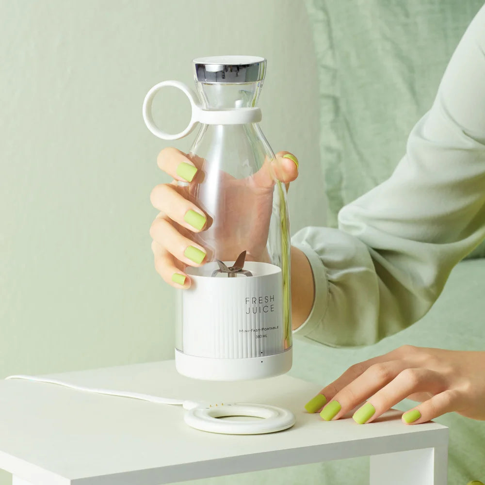 Portable USB Mini Blender for Fruits and Smoothies