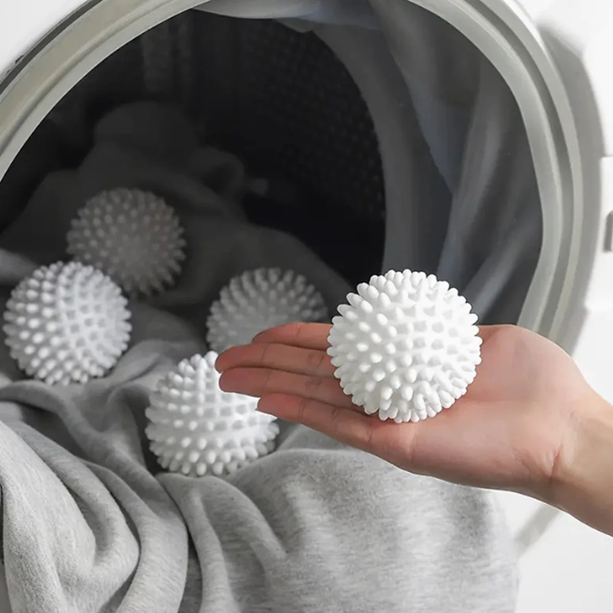 Pet Hair &amp; Lint Removal Balls for Washing Machine — Set of 4