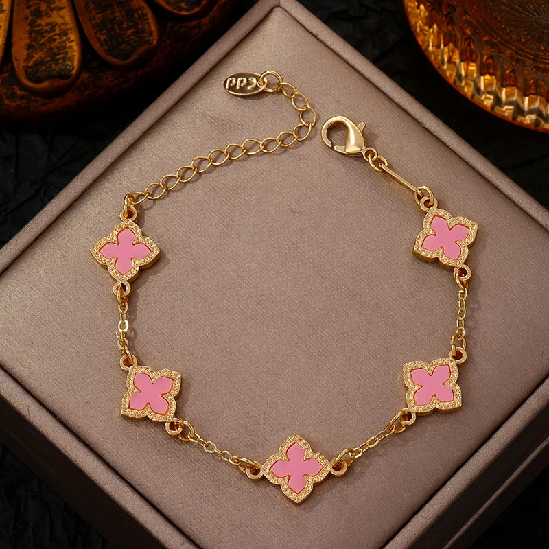 Vintage Rhinestone Clover Bracelet