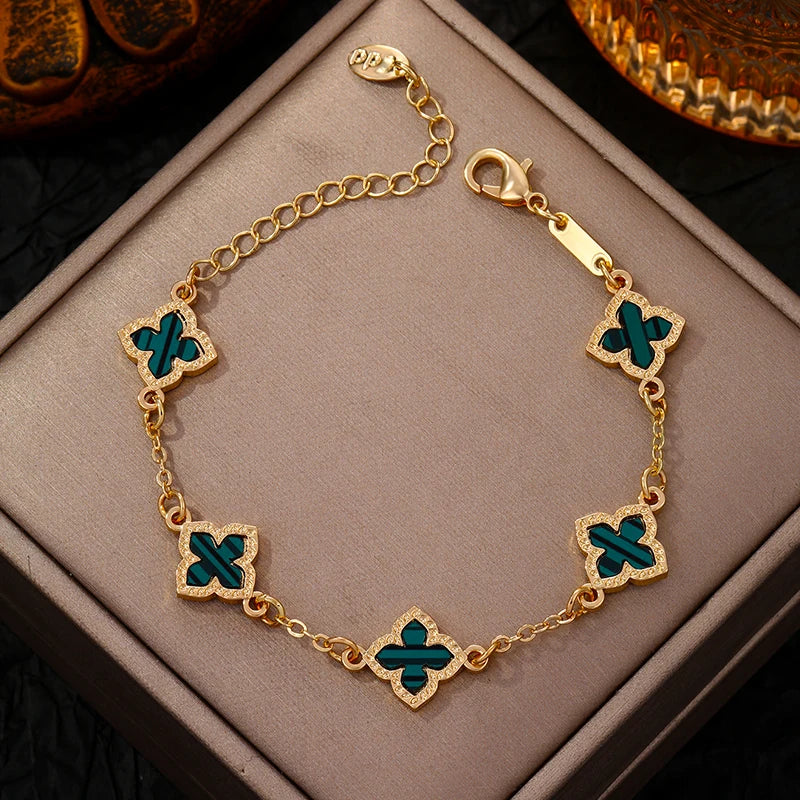 Vintage Rhinestone Clover Bracelet