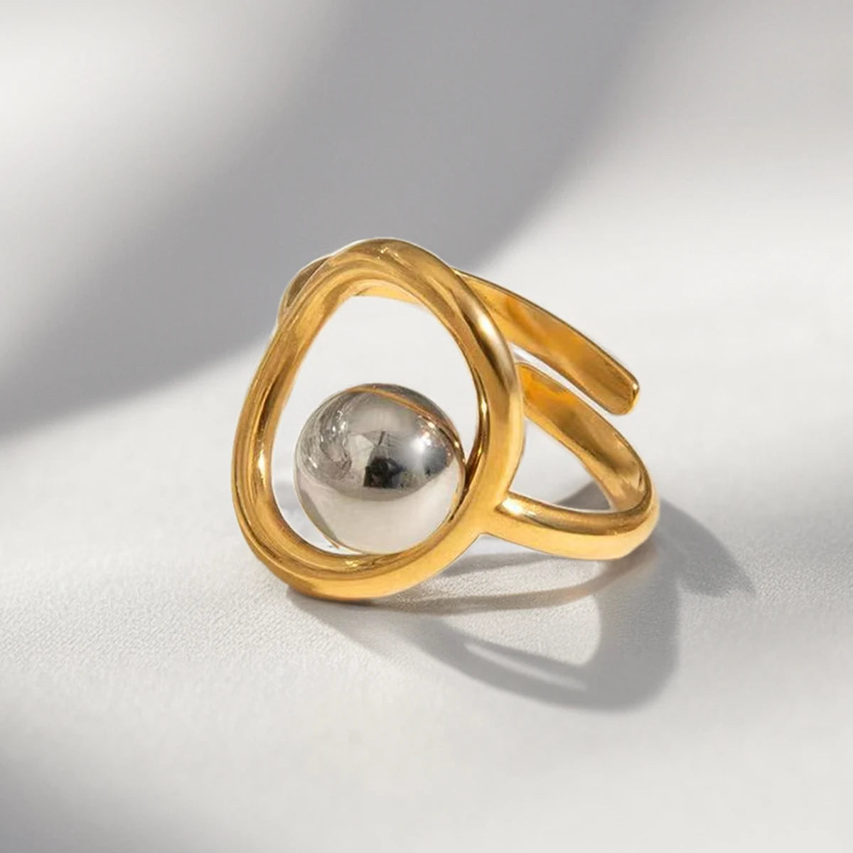 Bague Minimaliste Géométrique Plaquée Or