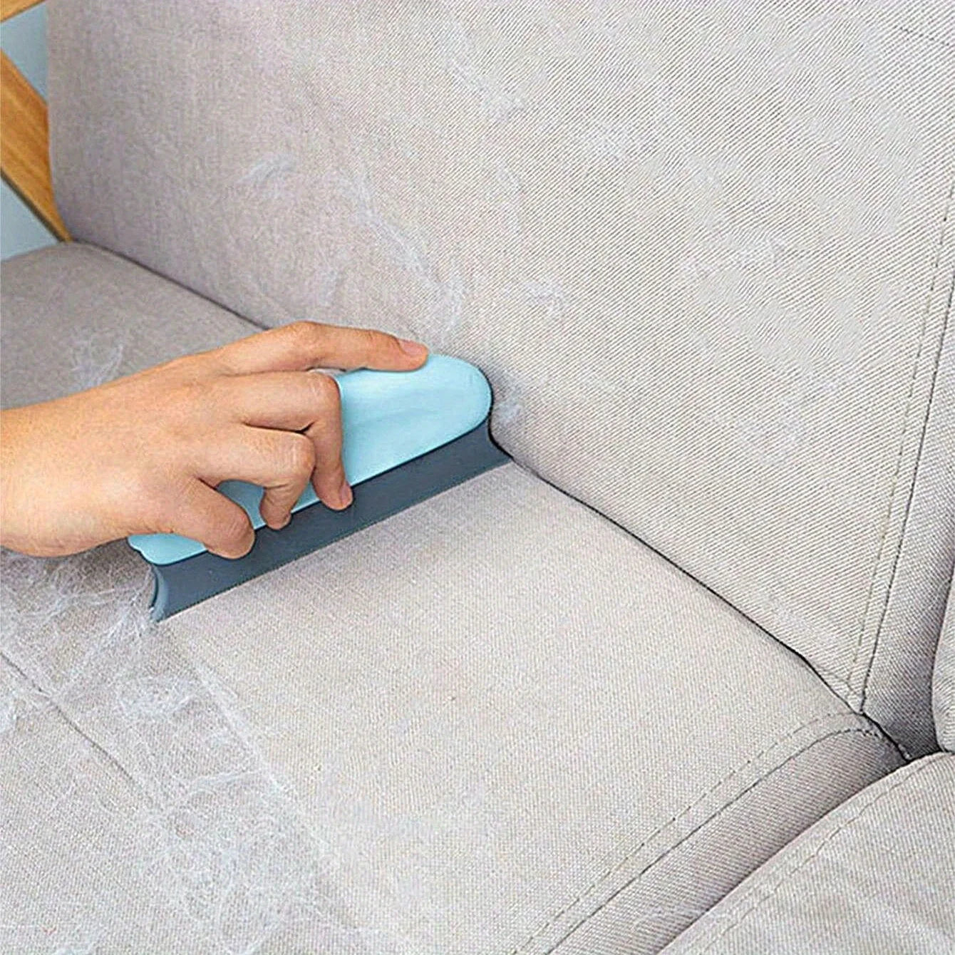 Effective Pet Hair Removal Brush for Dogs and Cats