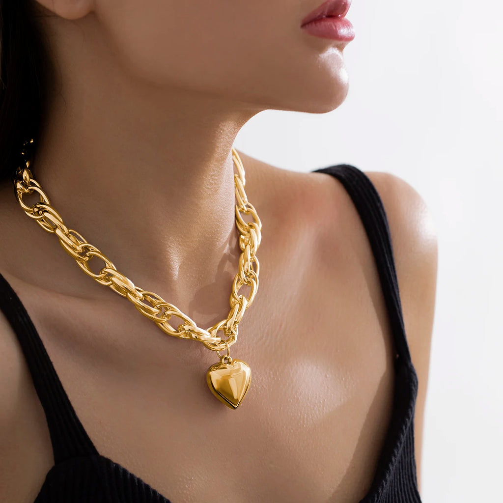 Delicate Heart Pendant Necklace
