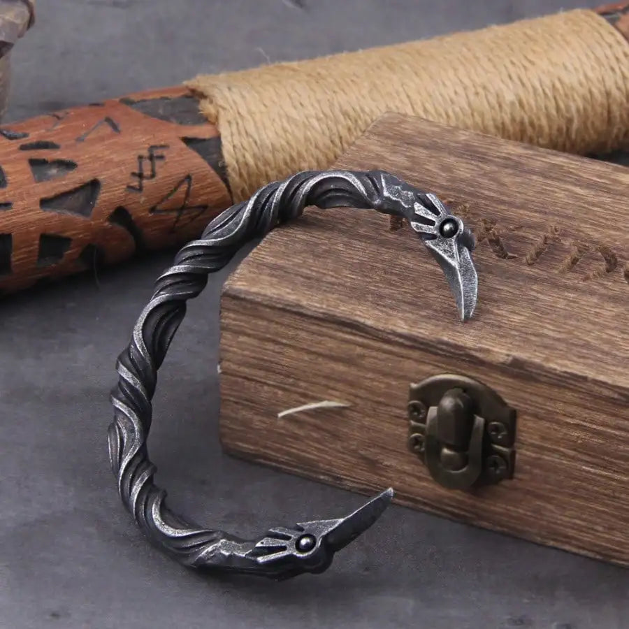 Adjustable Retro Sword Bracelet