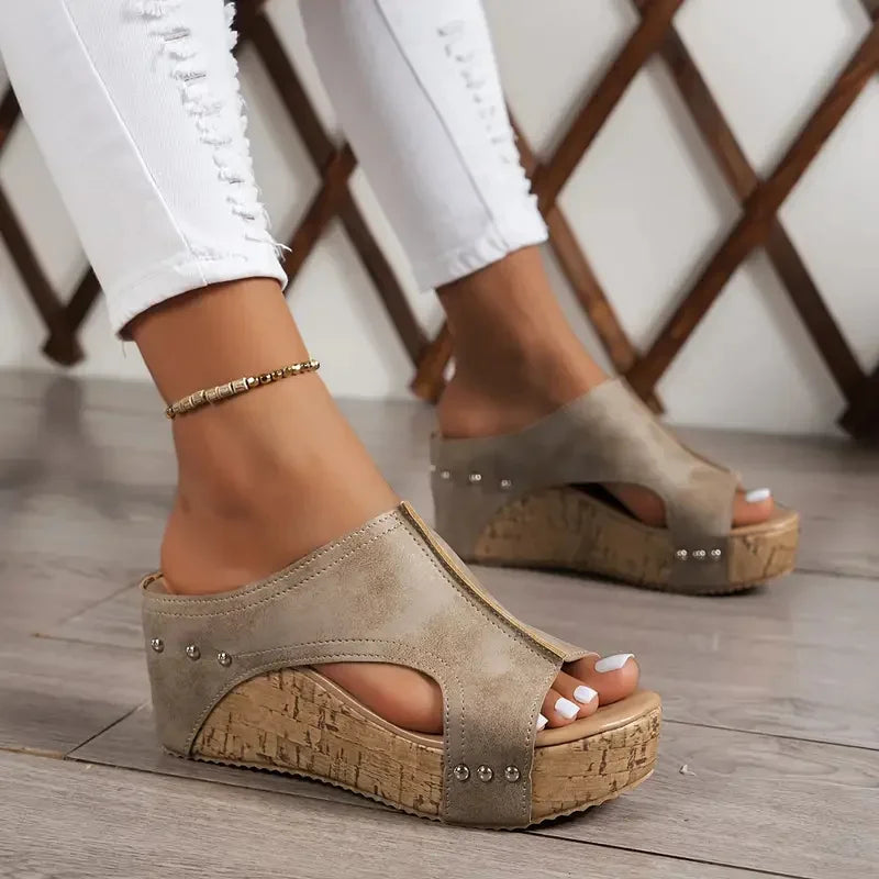 Women Sandals Women Luxury Casual Sandals Roman Open Toe Platform Designer Sandals 2025 New Summer Women Retro Wedges Shoes