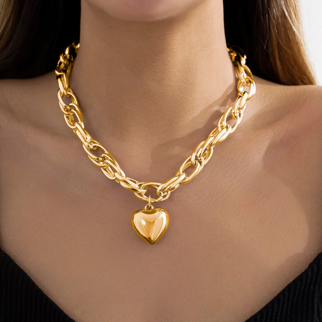 Delicate Heart Pendant Necklace