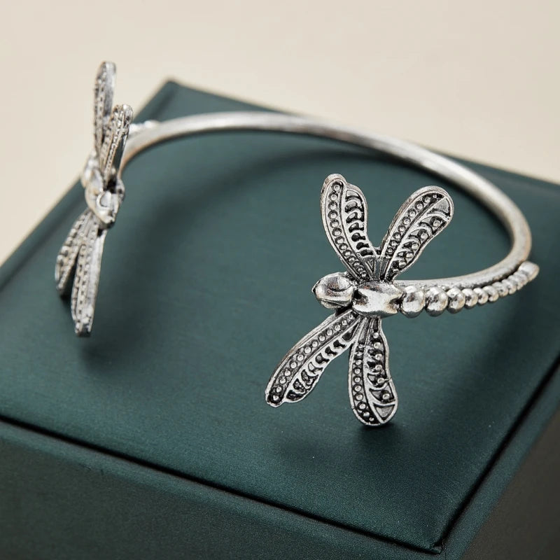 Adjustable Retro Sword Bracelet
